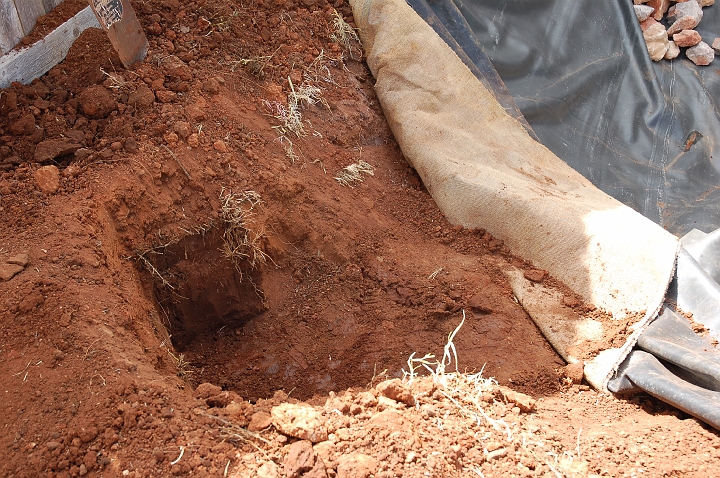 Digging out spot for skimmer.jpg